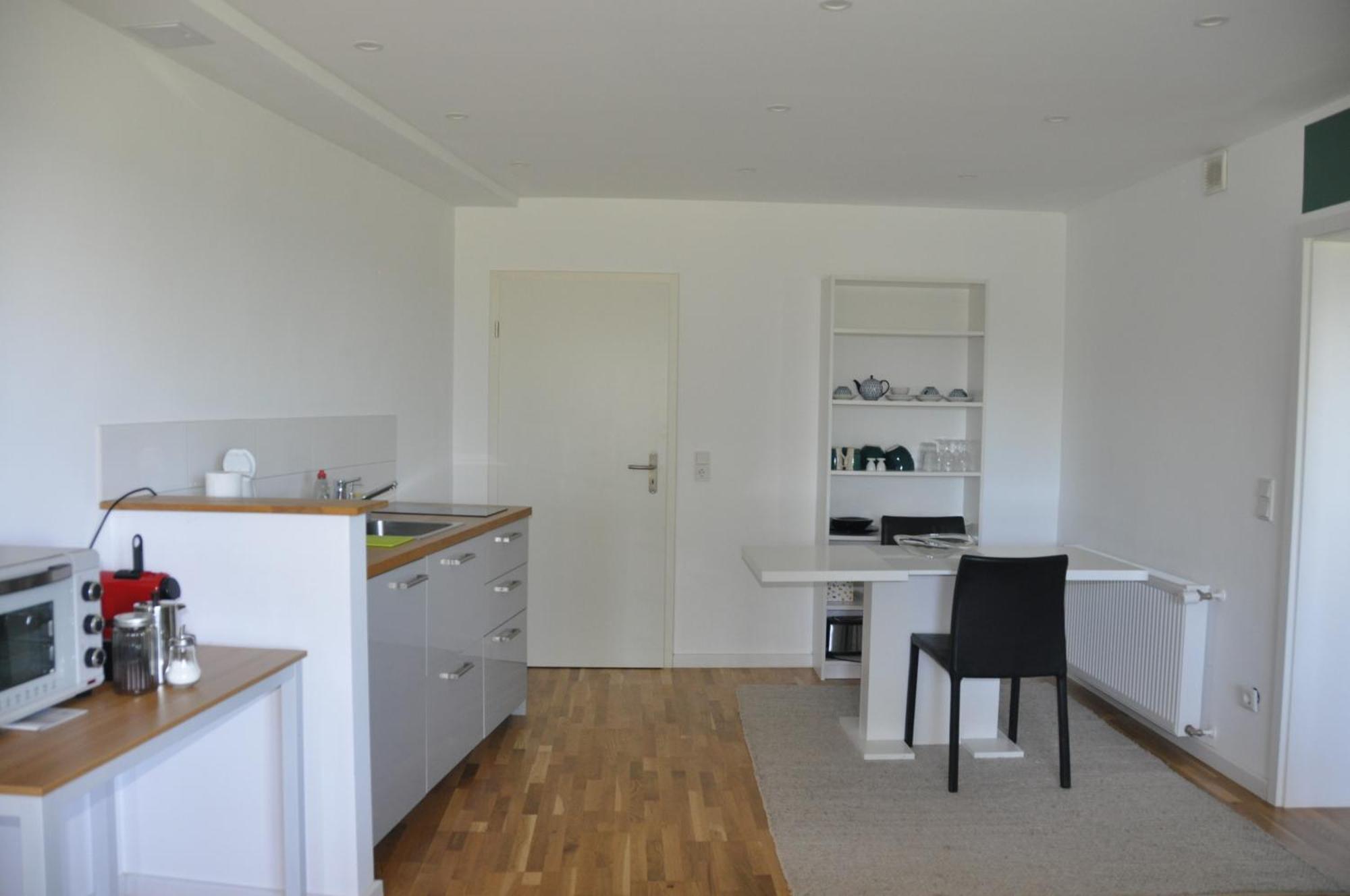 2-Zimmer Wohnung Mit Terrasse, Fernblick, Natur, Ruhig - Marburg Kültér fotó